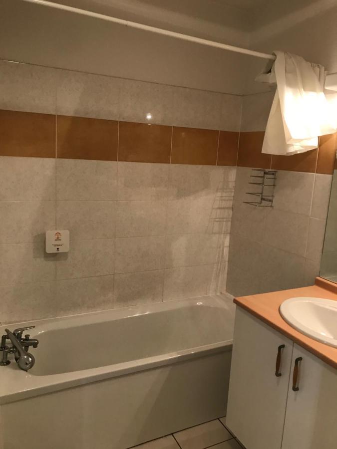Studio Cite Medievale 250 M Carcassonne Ngoại thất bức ảnh